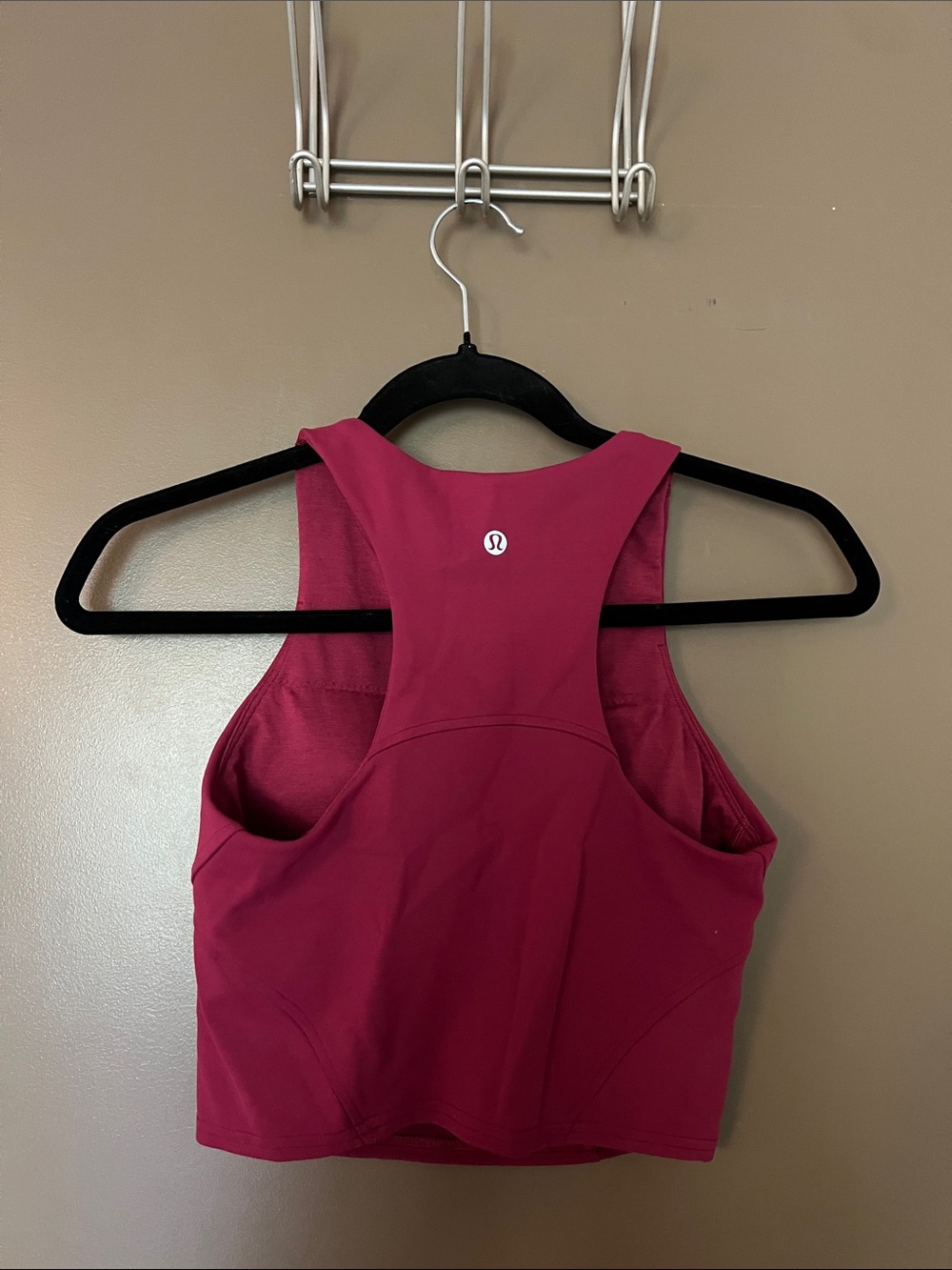 Lululemon Wunder Train Racerback Tank in Pomegranate - Size: 4 - Picture 3 of 4